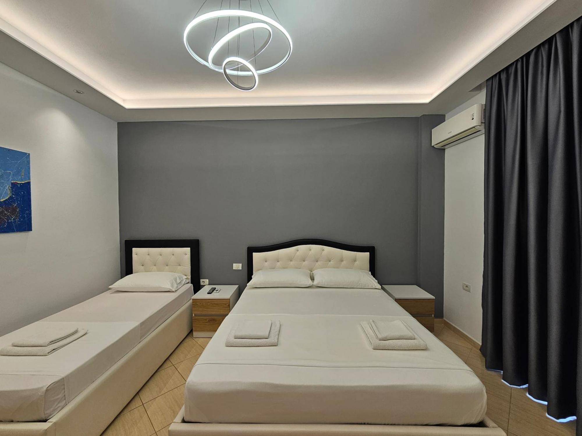 Vila Anxhelo 사밀 외부 사진