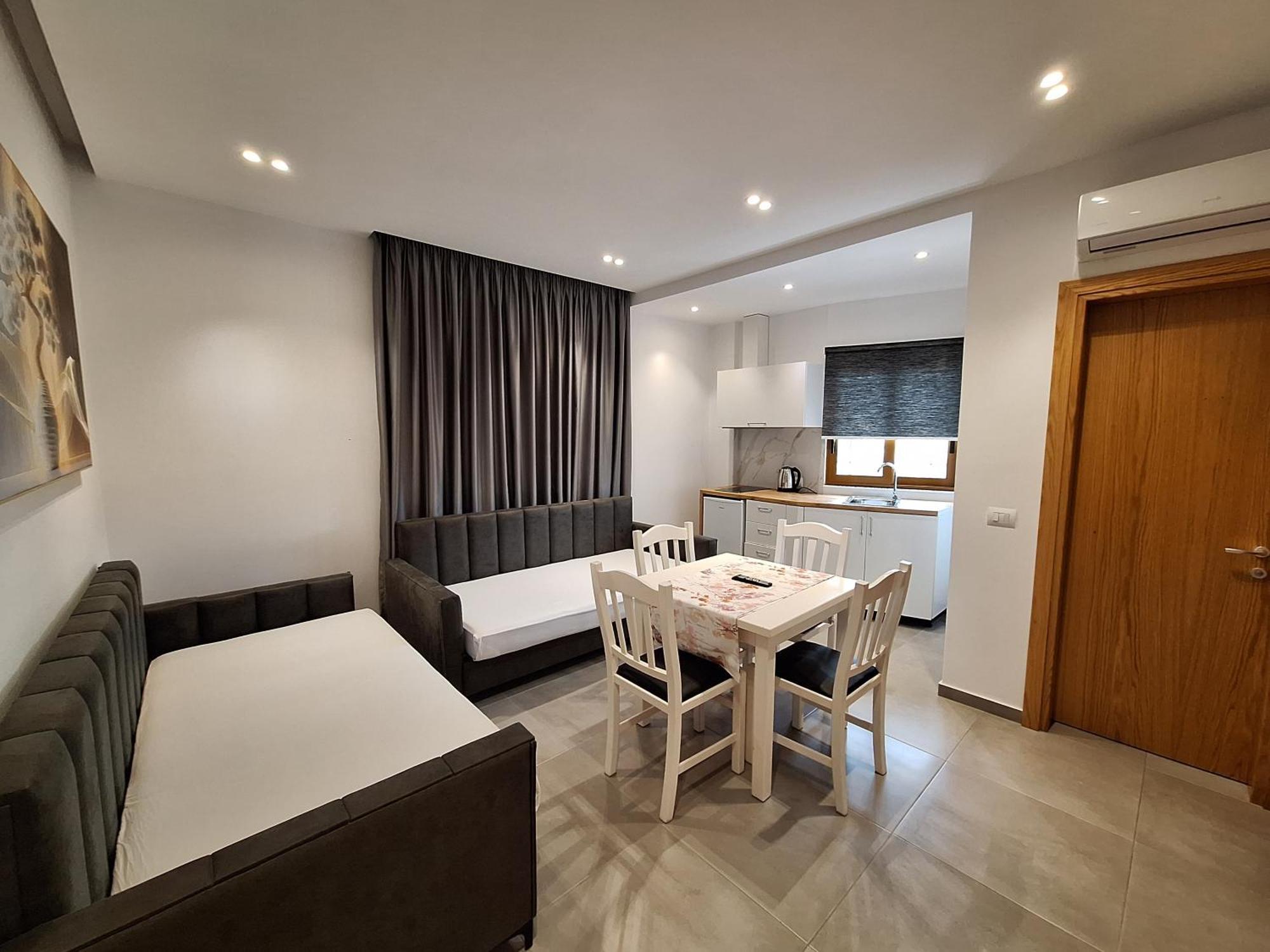 Vila Anxhelo 사밀 외부 사진